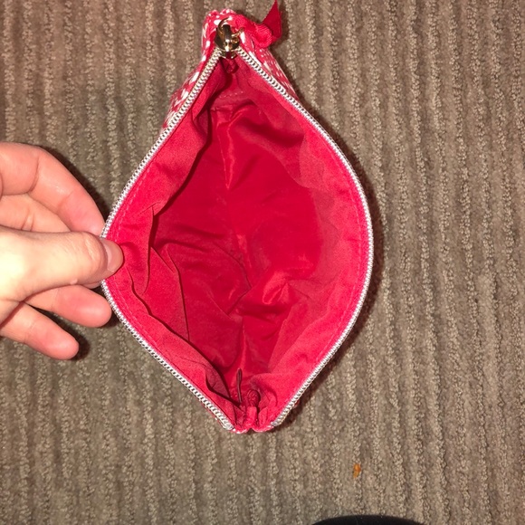 Victoria’s Secret makeup bag - Picture 3 of 3